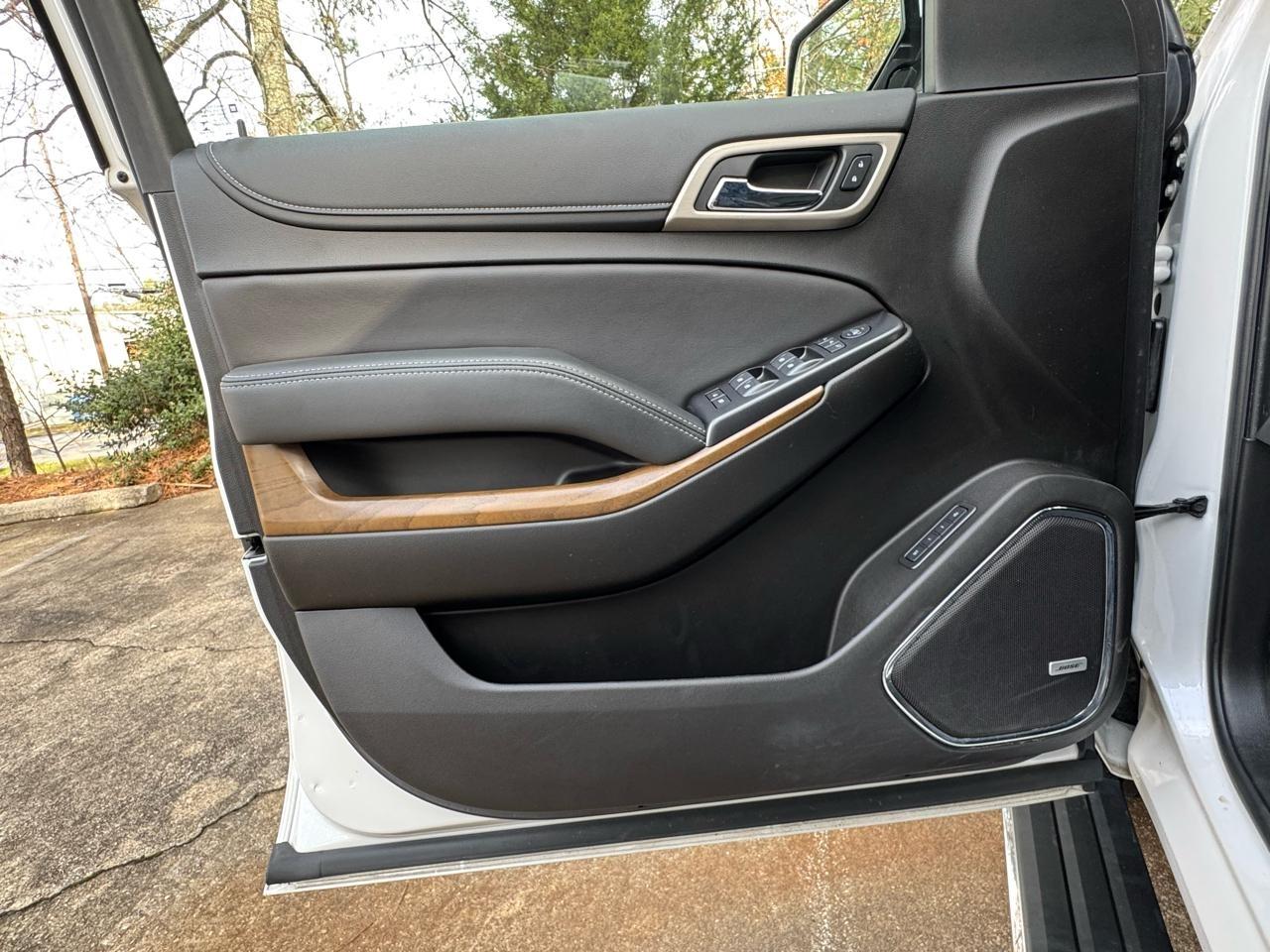 GMC Yukon Denali 4WD 2019