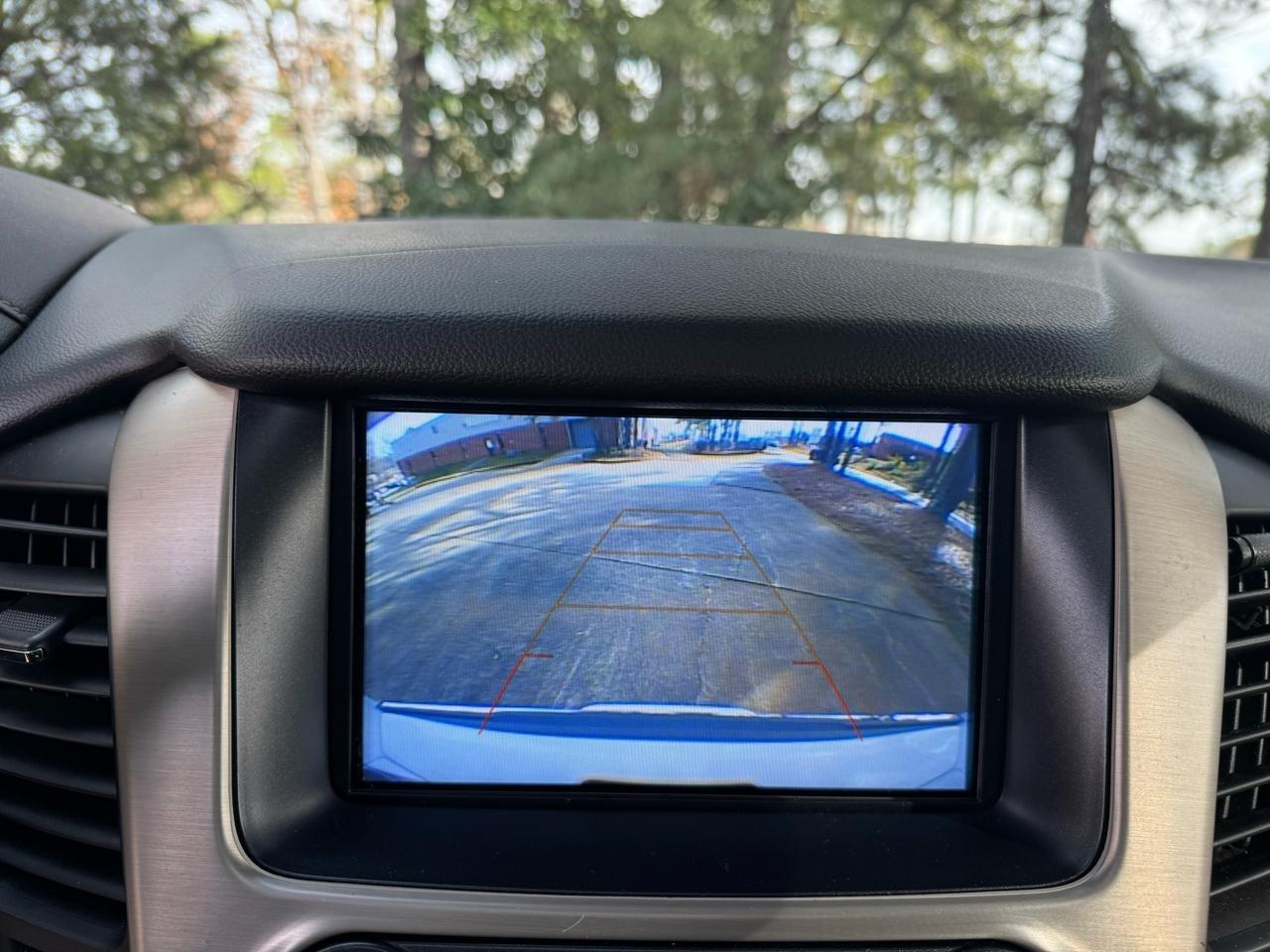 GMC Yukon Denali 4WD 2019