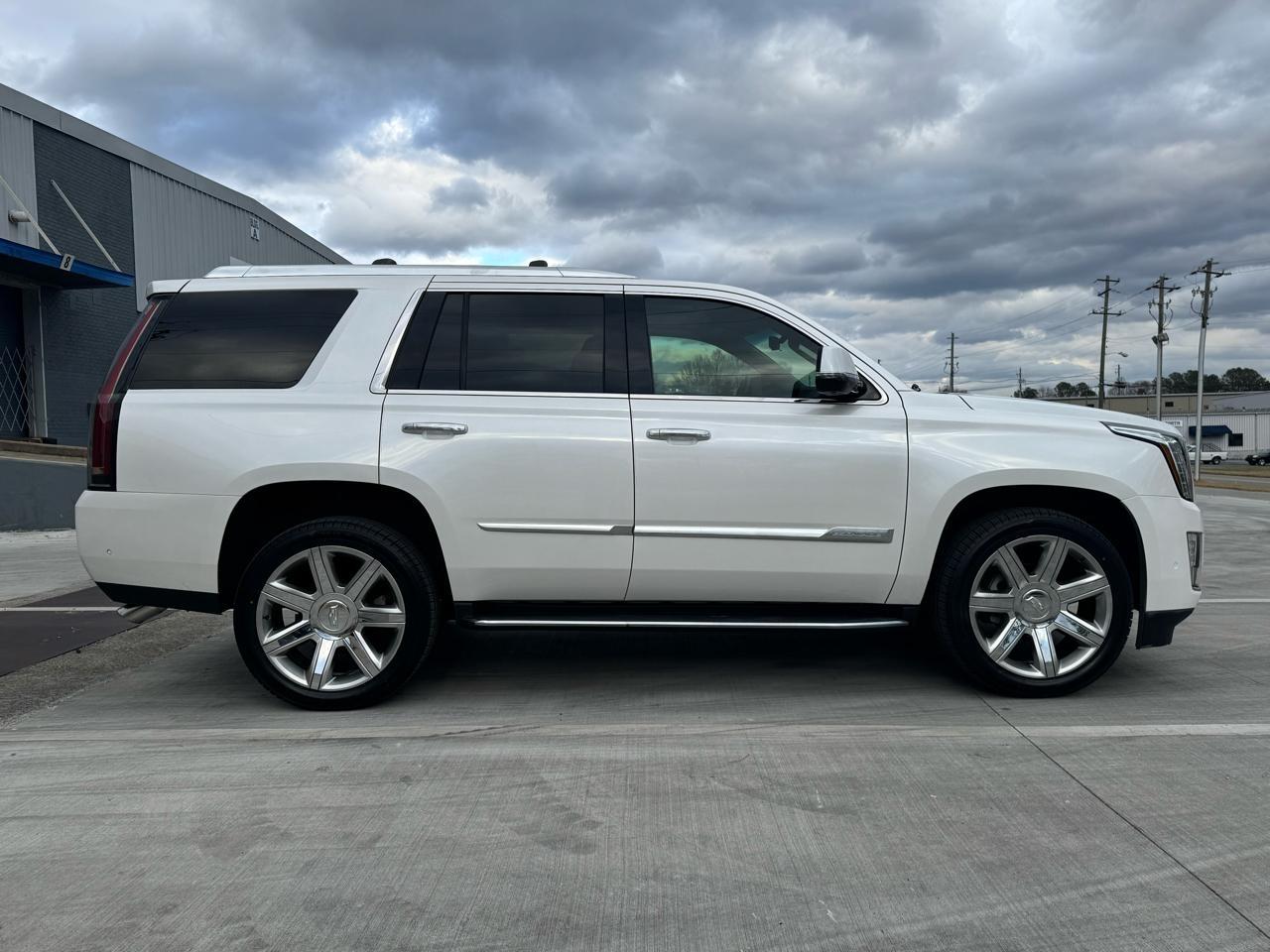 Cadillac Escalade Luxury 4WD 2018