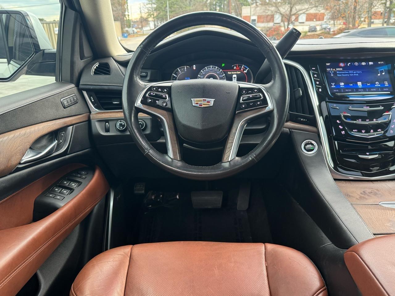 Cadillac Escalade Luxury 4WD 2018