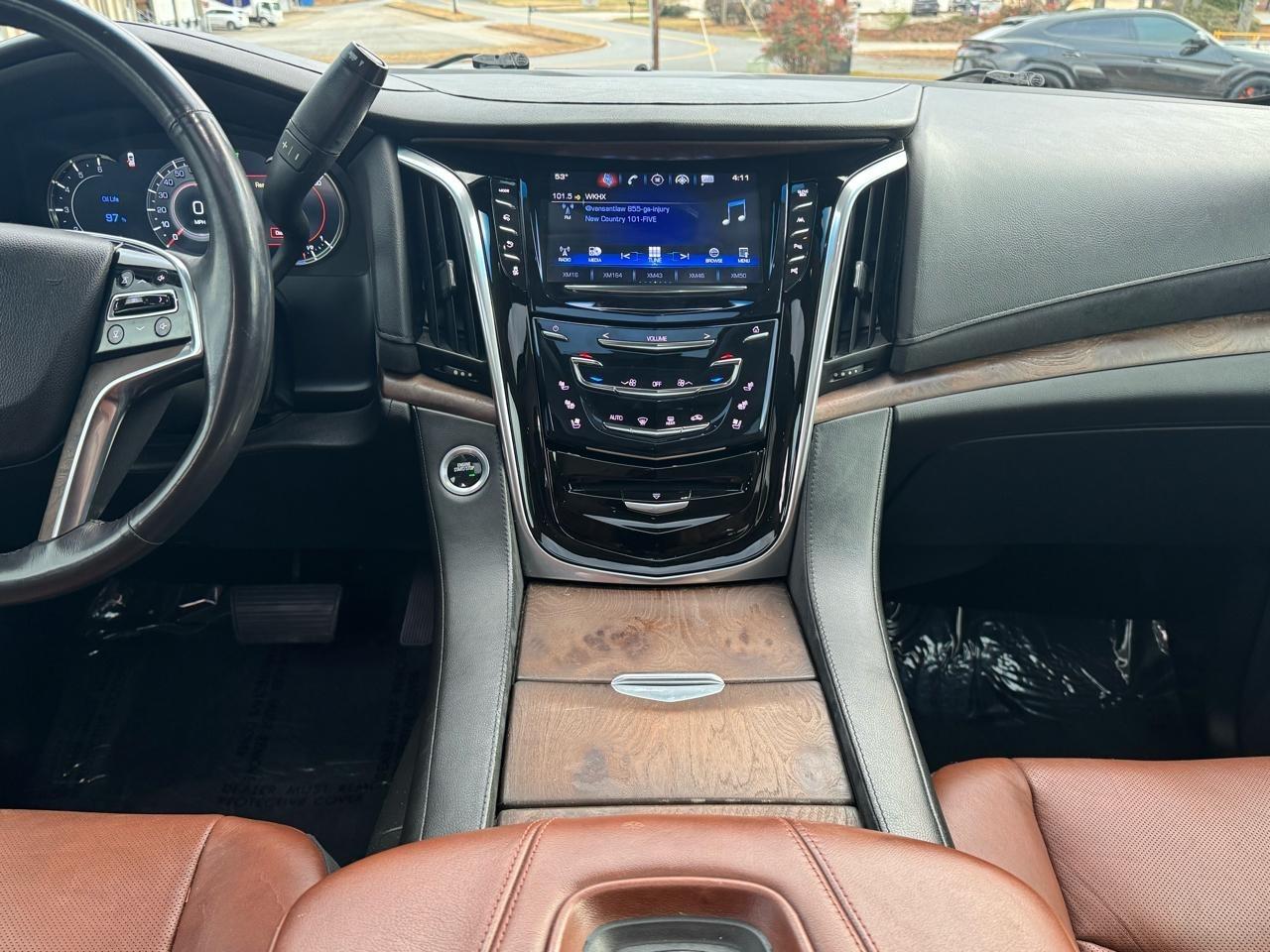 Cadillac Escalade Luxury 4WD 2018
