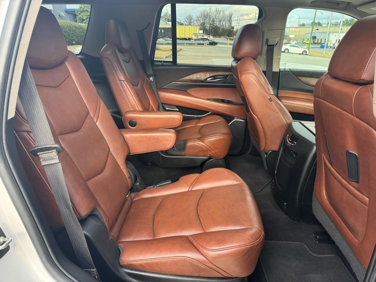 Cadillac Escalade Luxury 4WD 2018