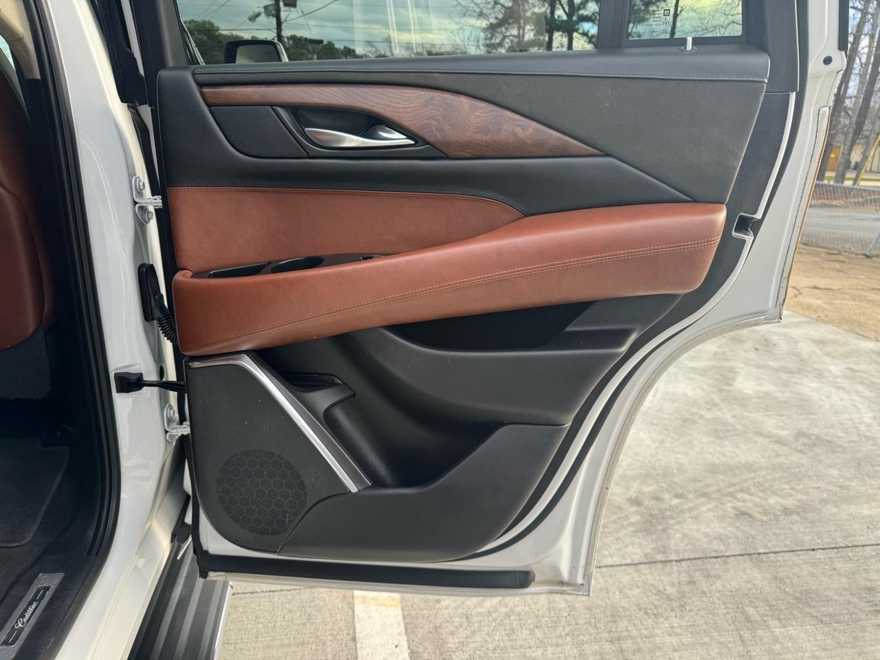 Cadillac Escalade Luxury 4WD 2018