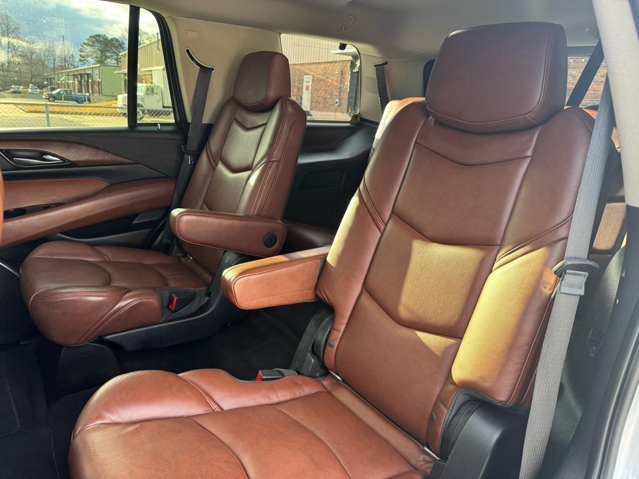 Cadillac Escalade Luxury 4WD 2018