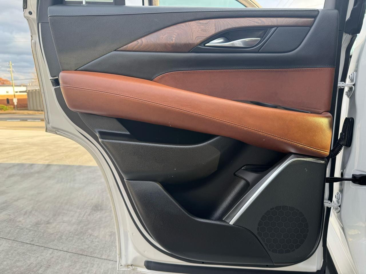 Cadillac Escalade Luxury 4WD 2018