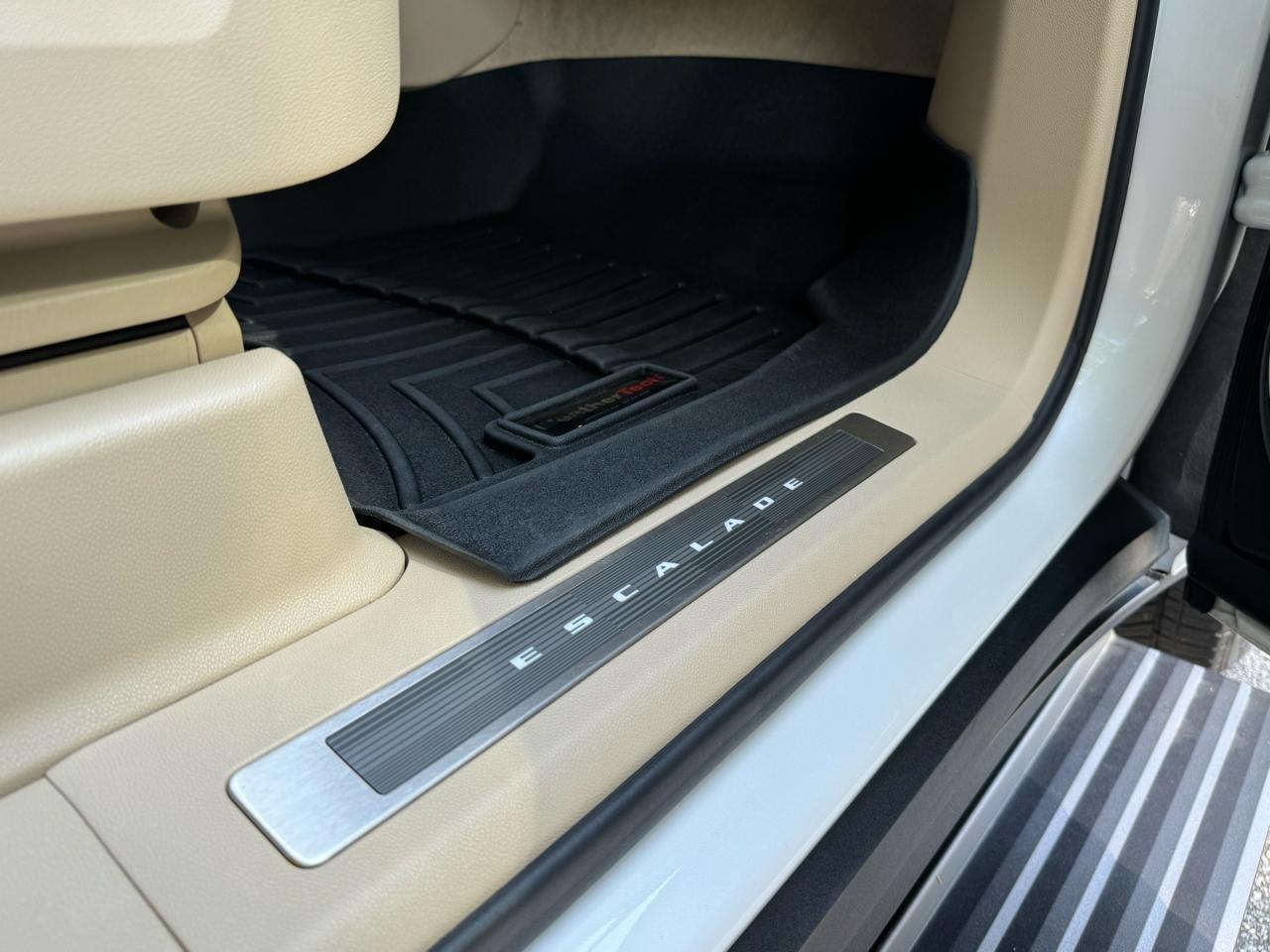 Cadillac Escalade Premium Luxury AWD 2021