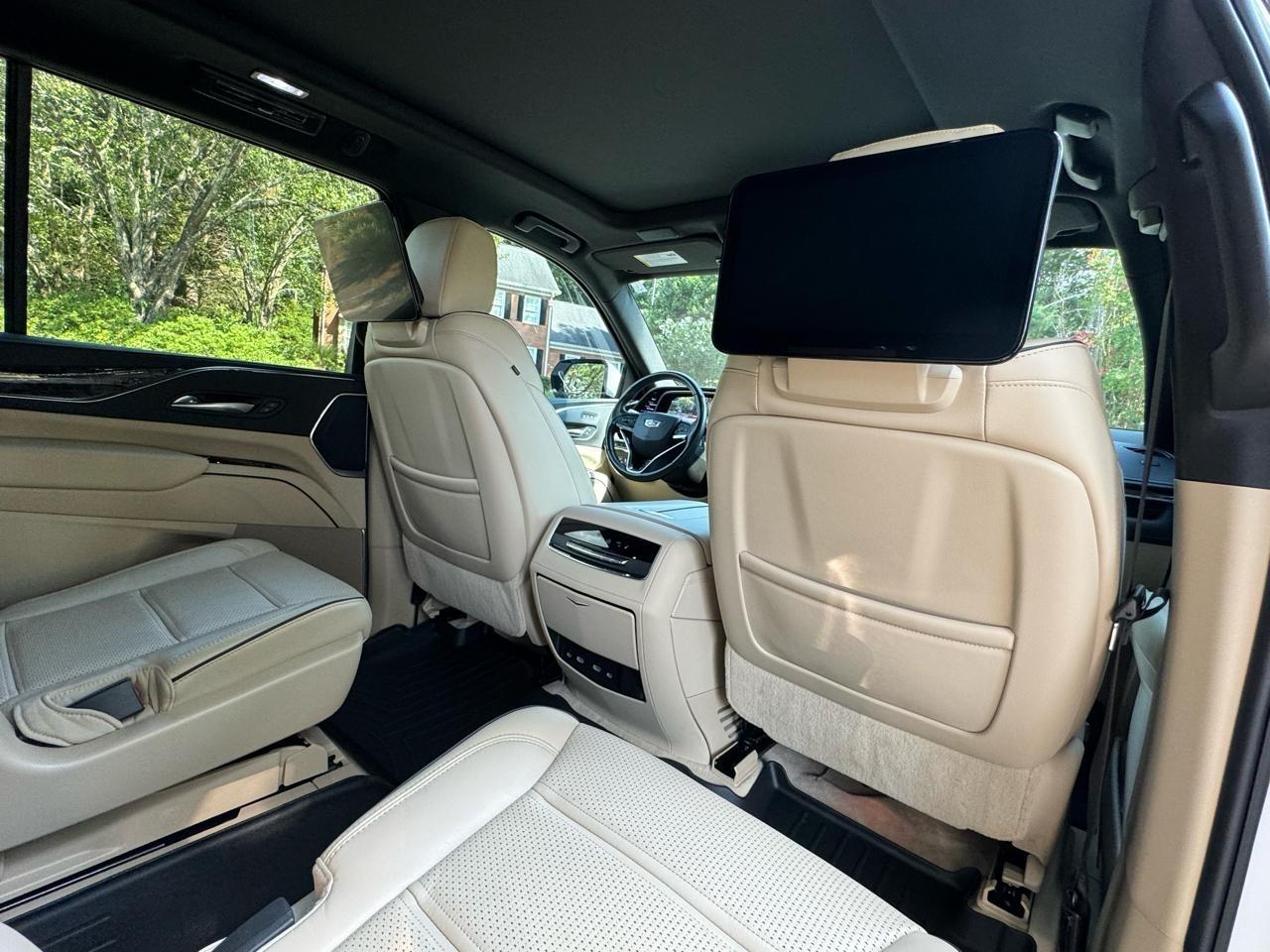 Cadillac Escalade Premium Luxury AWD 2021