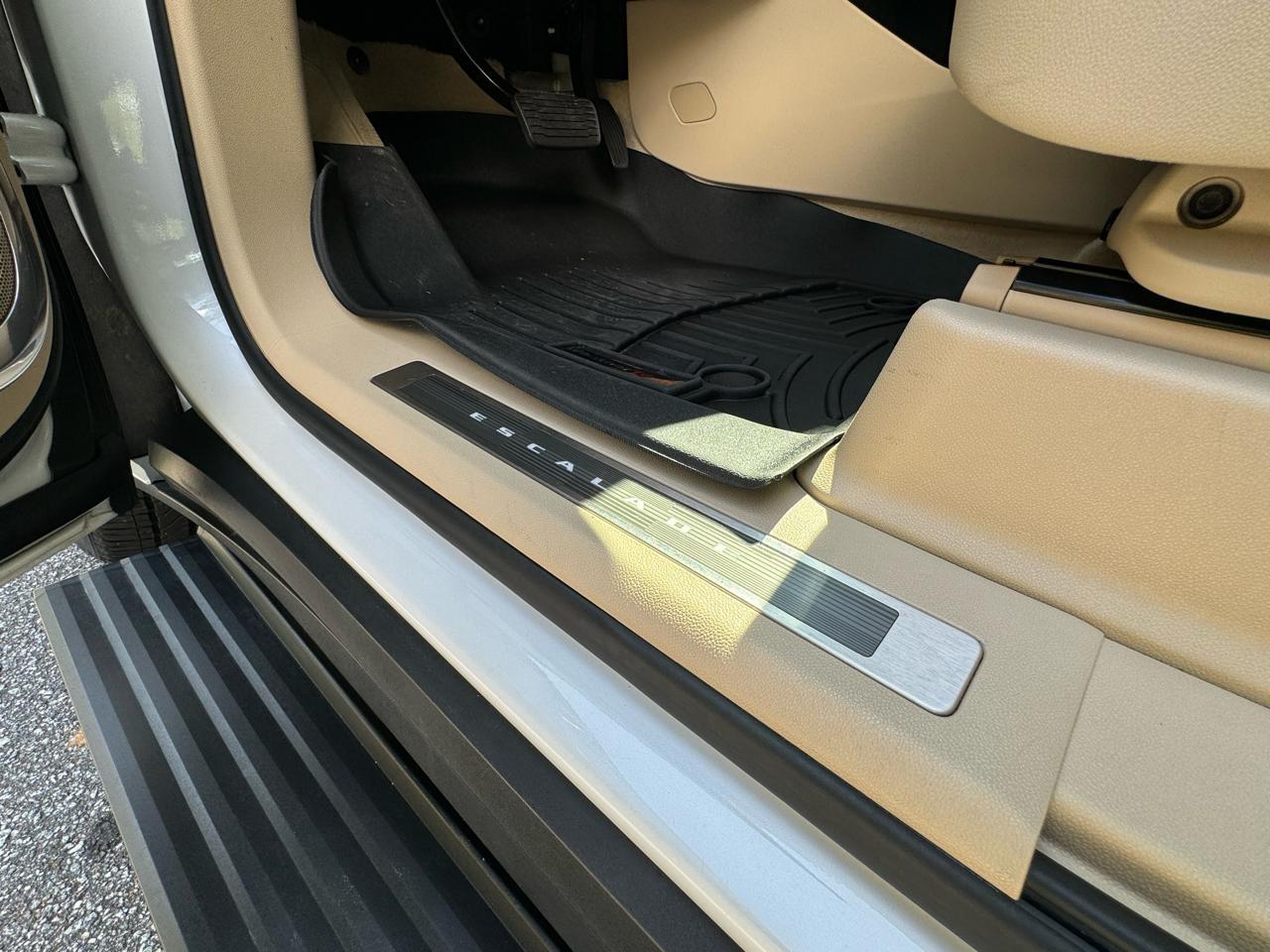 Cadillac Escalade Premium Luxury AWD 2021