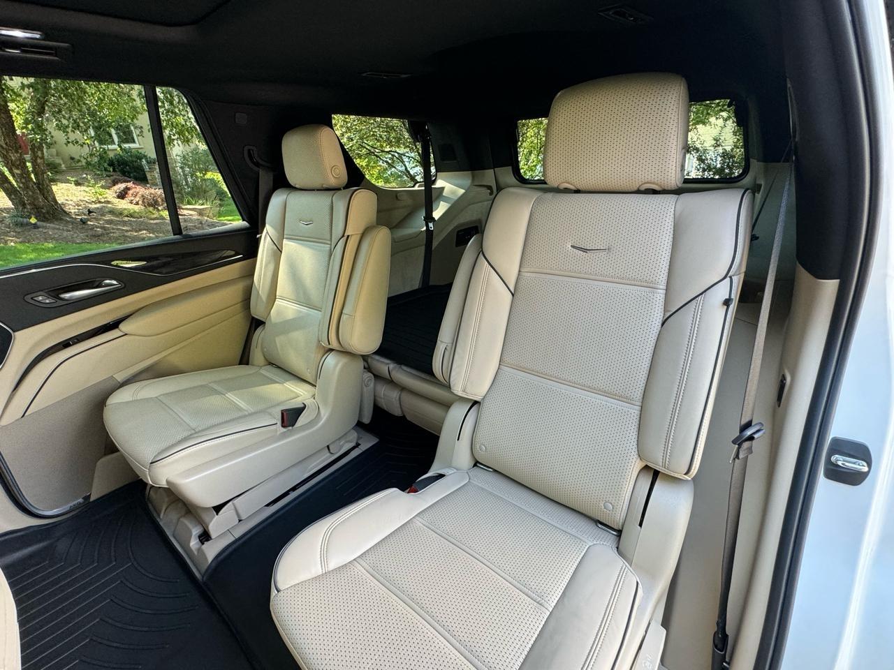 Cadillac Escalade Premium Luxury AWD 2021
