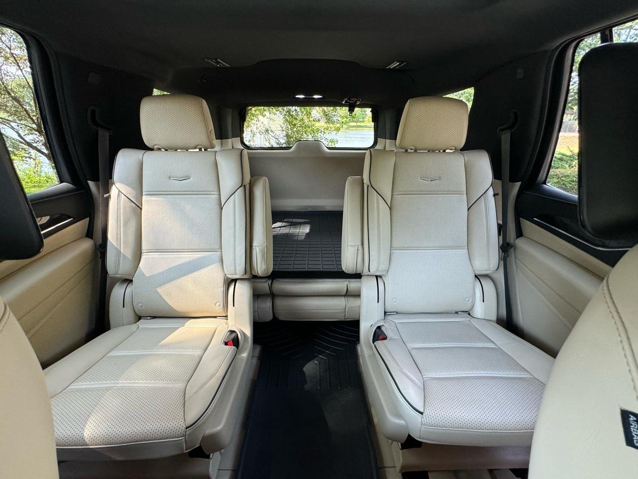 Cadillac Escalade Premium Luxury AWD 2021