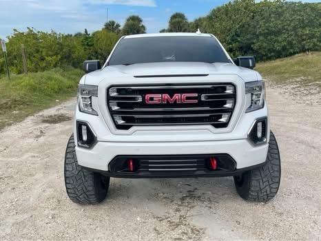 GMC Sierra 1500 AT4 Crew Cab Short Box 4WD 2020