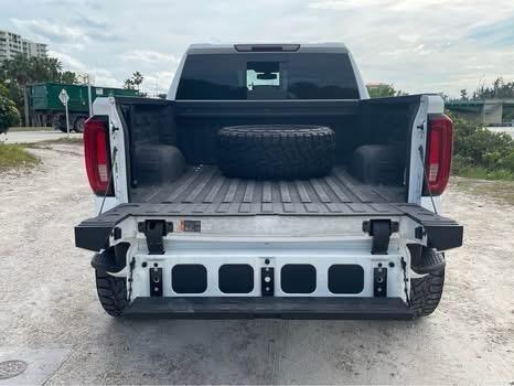 GMC Sierra 1500 AT4 Crew Cab Short Box 4WD 2020