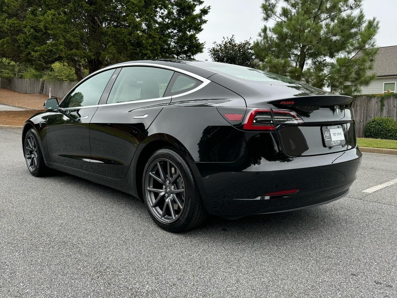 Tesla Model 3 Mid Range 2019
