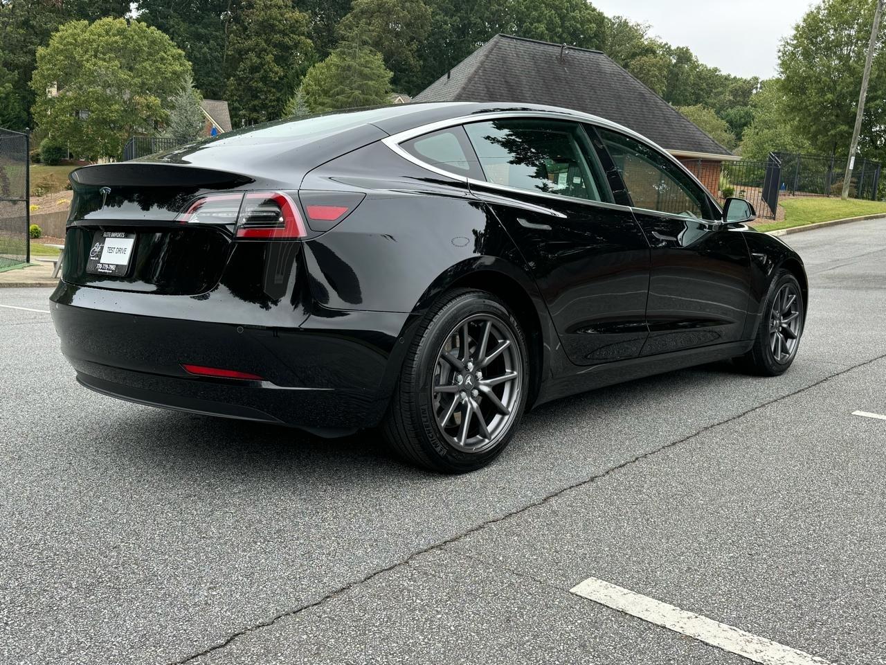 Tesla Model 3 Mid Range 2019