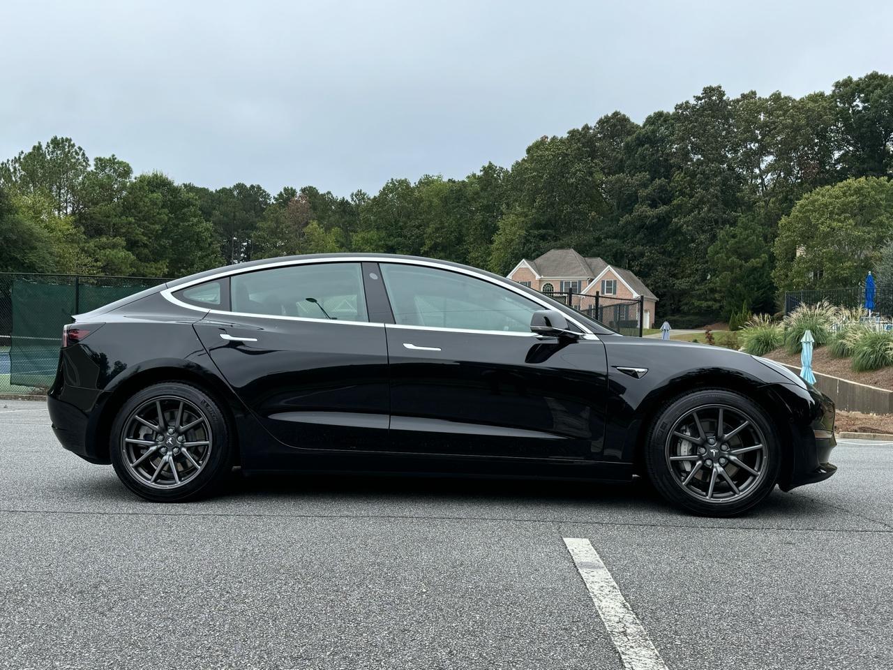 Tesla Model 3 Mid Range 2019