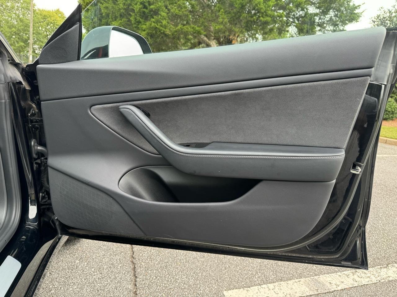 Tesla Model 3 Mid Range 2019