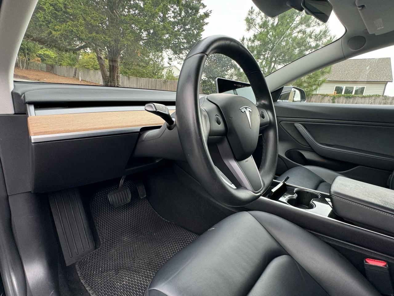 Tesla Model 3 Mid Range 2019
