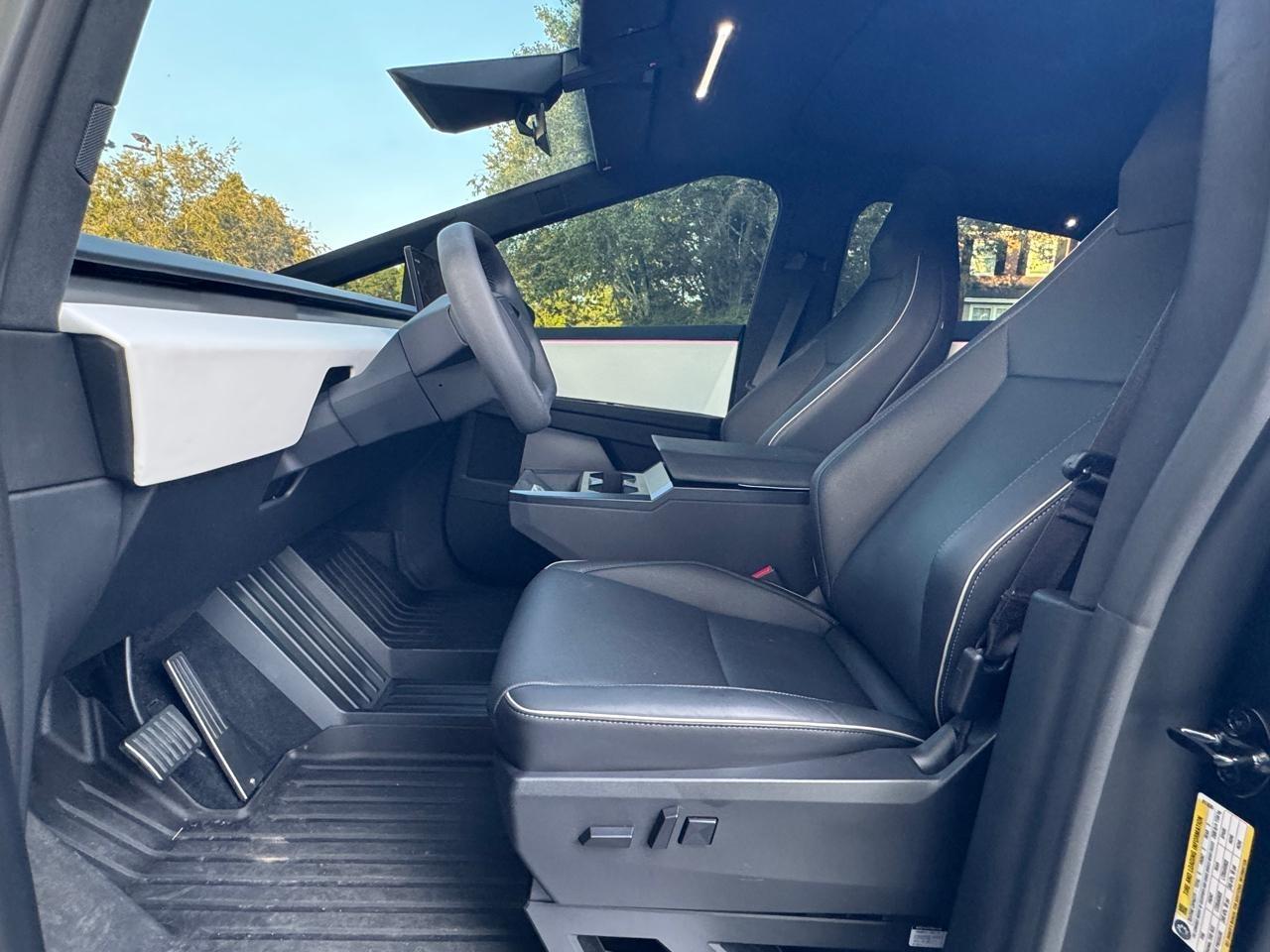 Tesla Cybertruck Base 2024