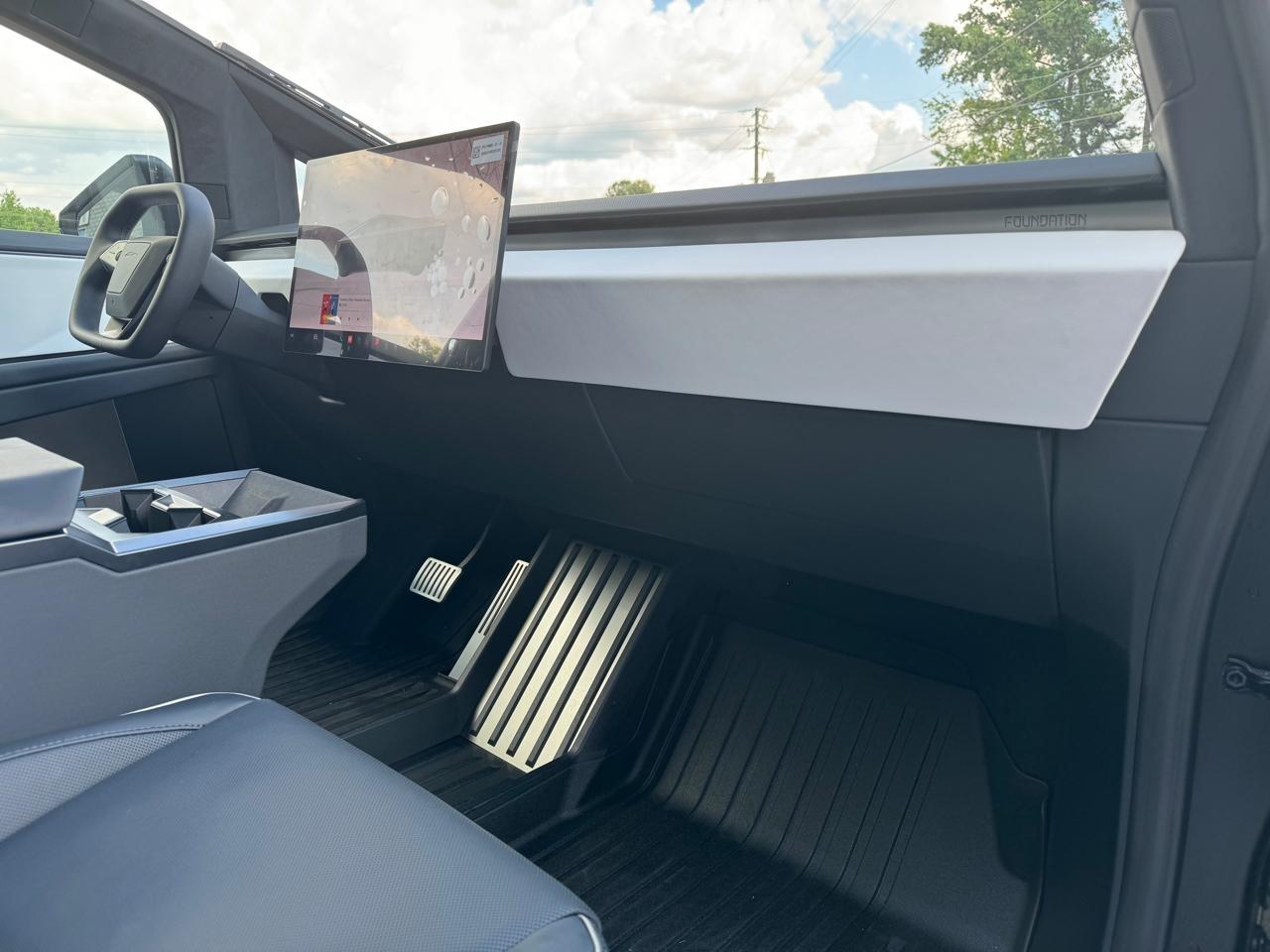 Tesla Cybertruck Base 2024