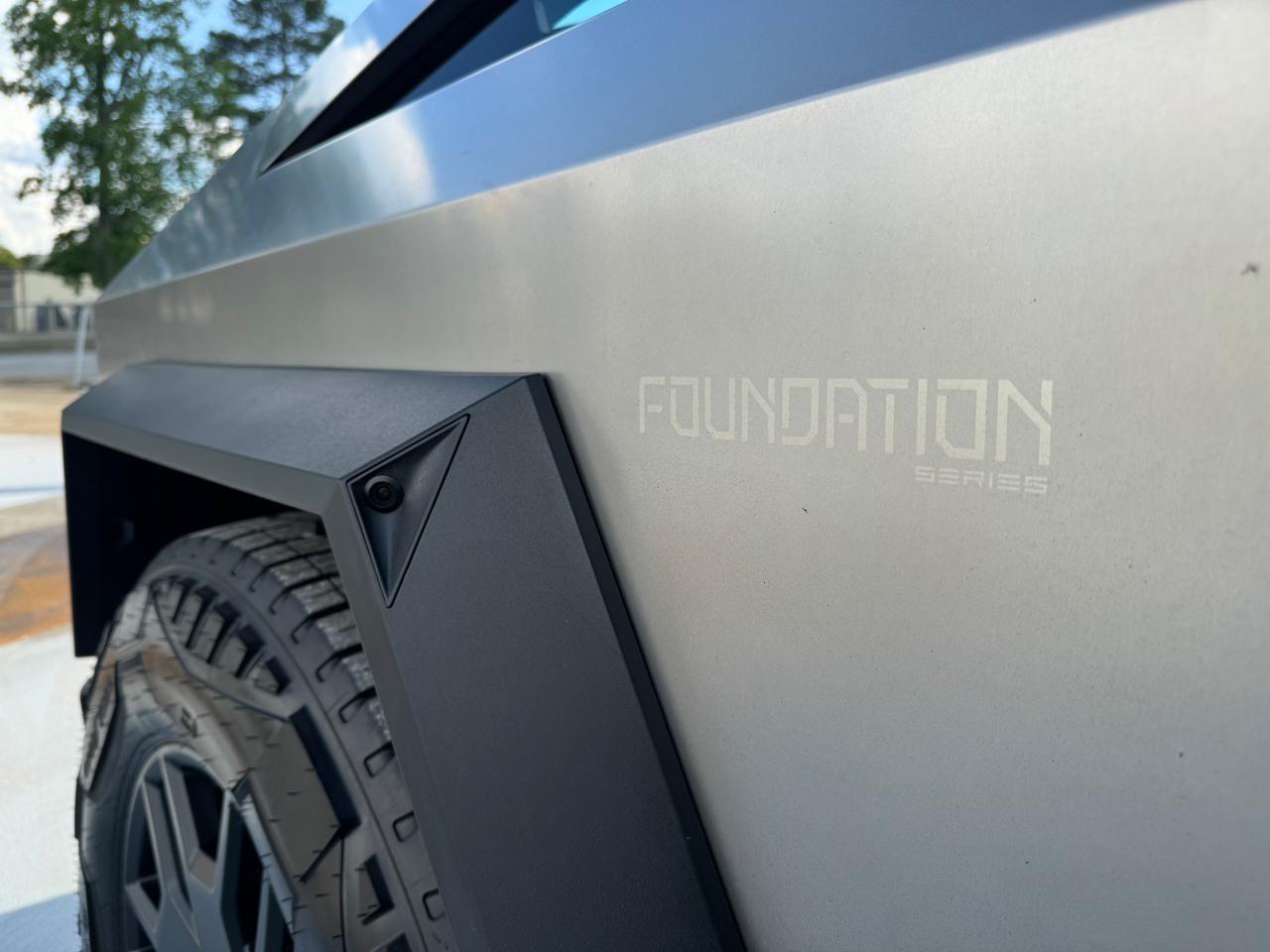 Tesla Cybertruck Base 2024