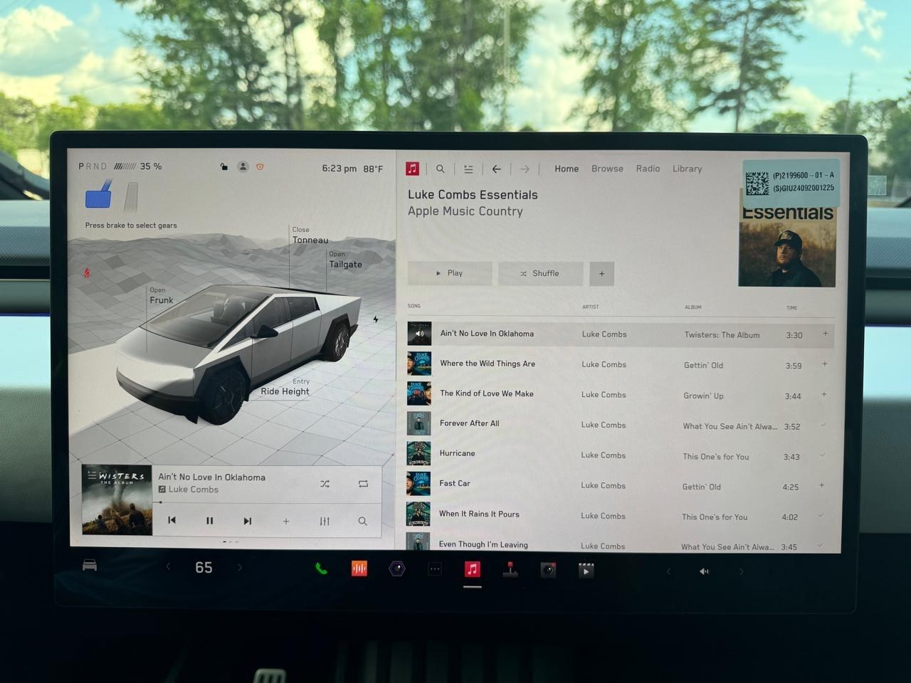 Tesla Cybertruck Base 2024