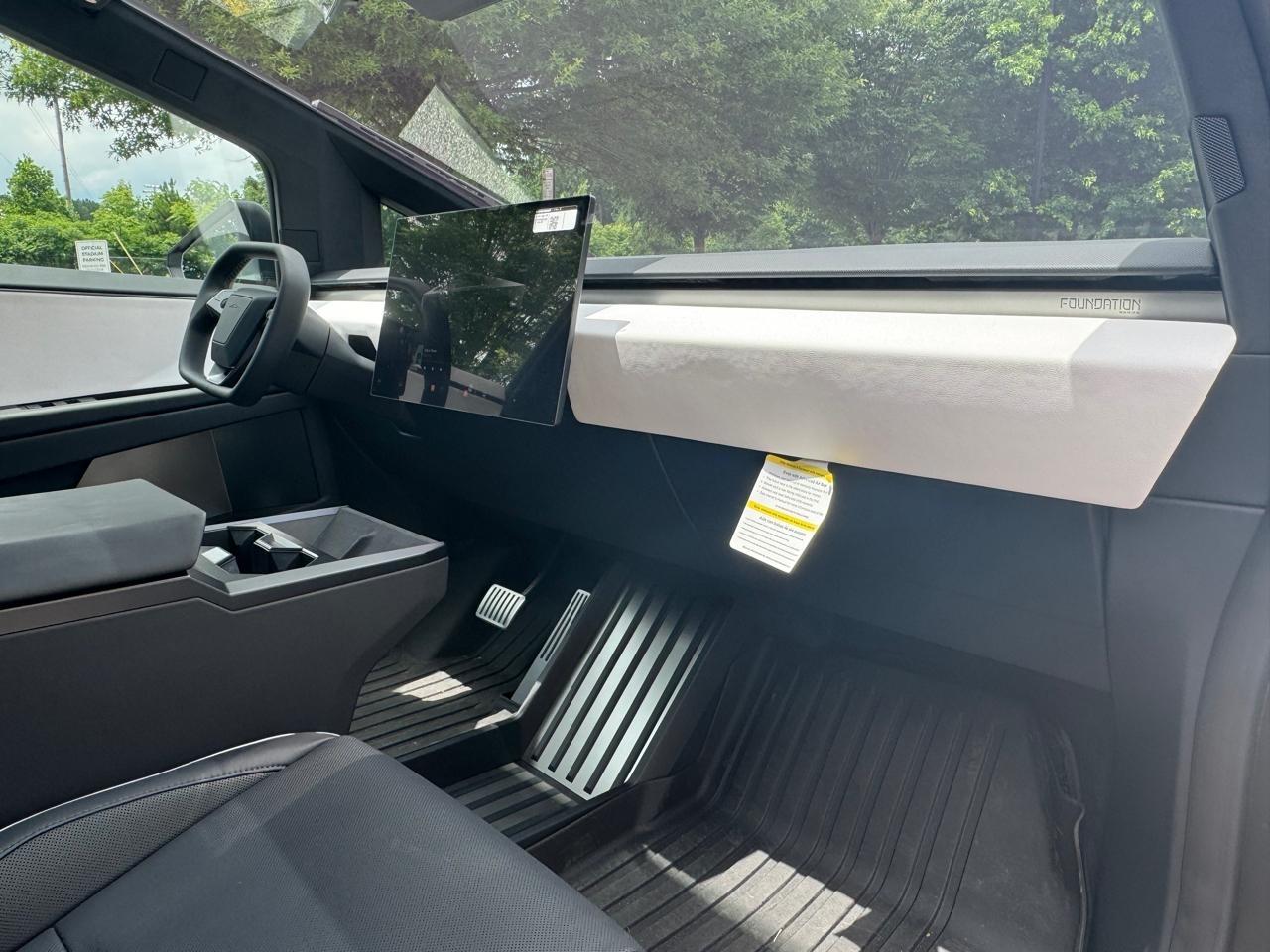 Tesla Cybertruck Base 2024