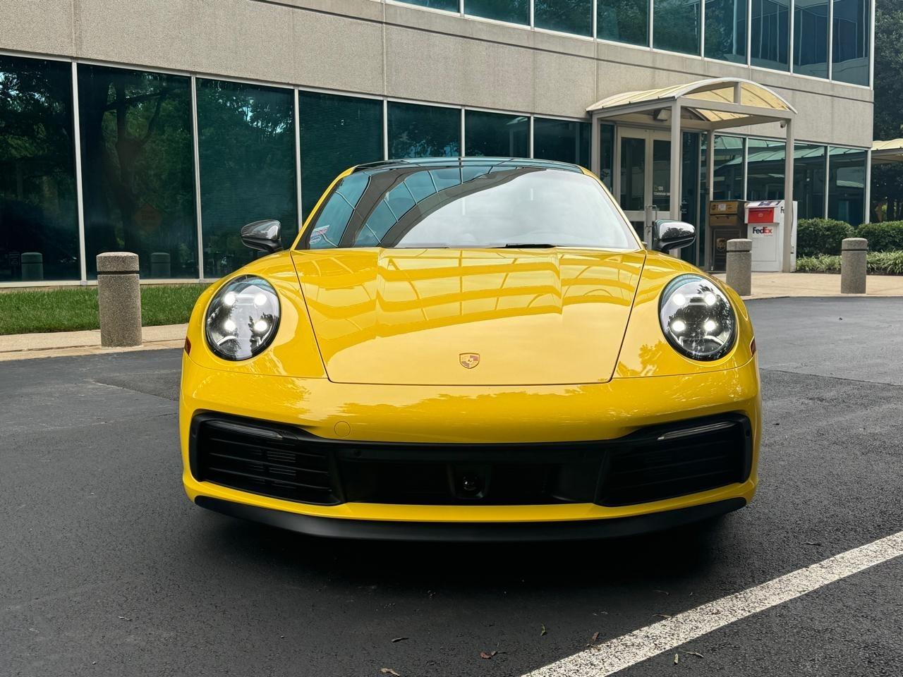 Porsche 911 Carrera Coupe 2024