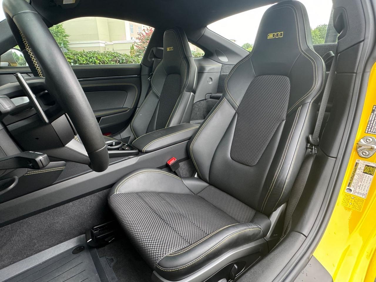 Porsche 911 Carrera Coupe 2024