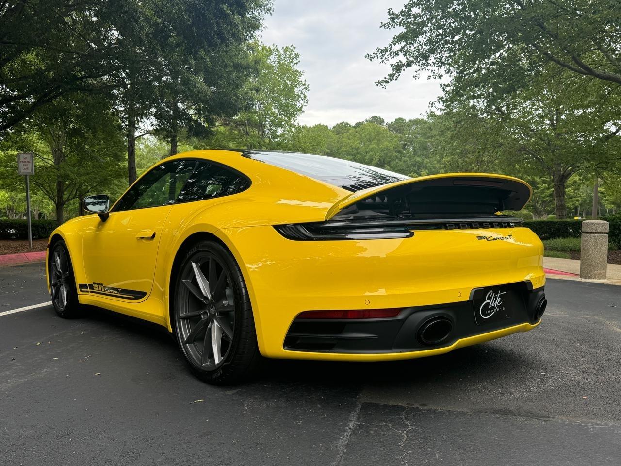 Porsche 911 Carrera Coupe 2024