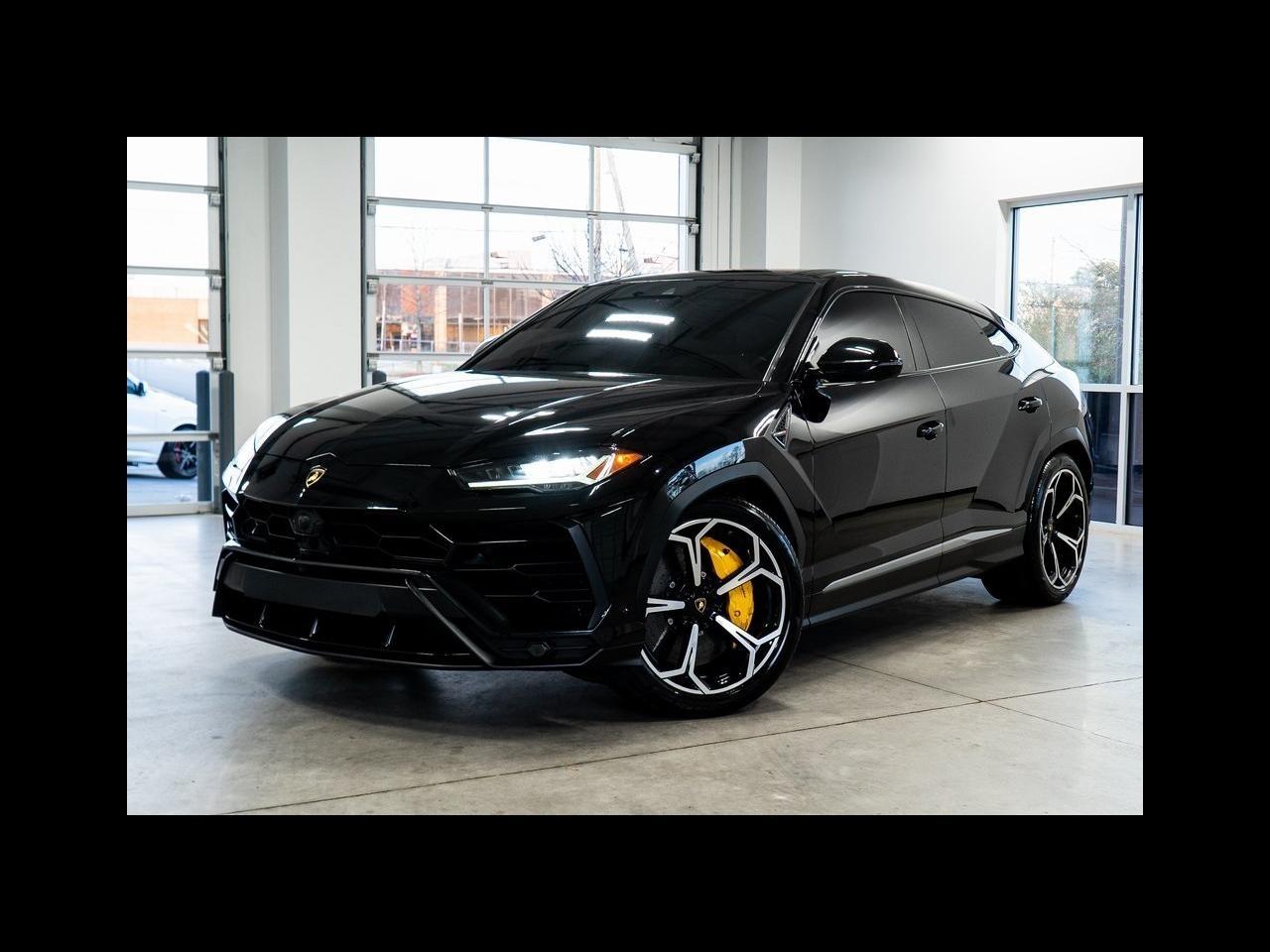 Lamborghini Urus Base 2020