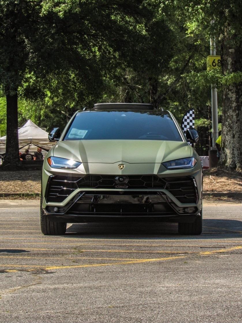 Lamborghini Urus Base 2020