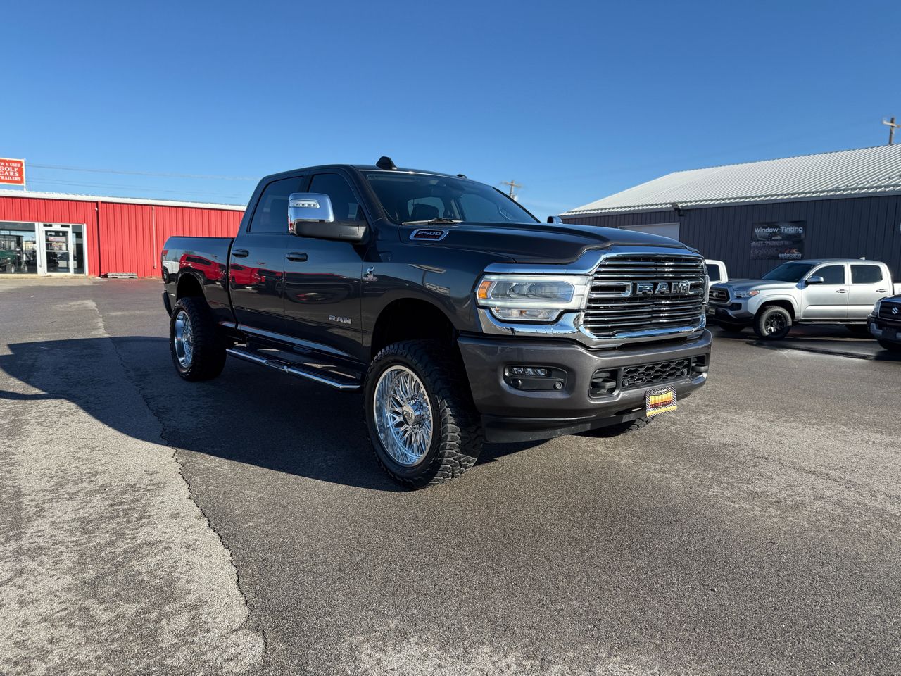 RAM 2500 Laramie Crew Cab SWB 4WD 2024
