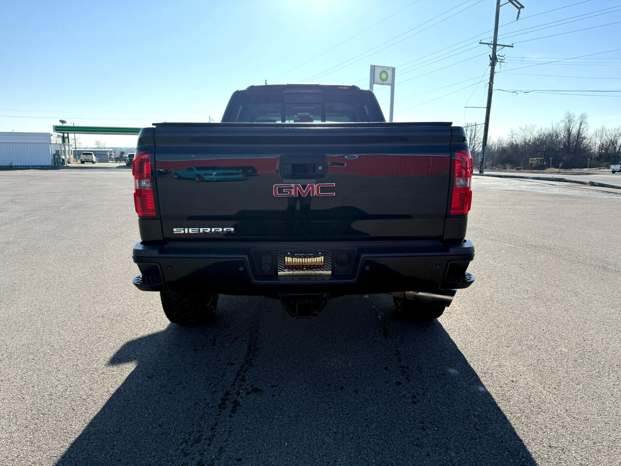 GMC Sierra 2500HD Denali Crew Cab 4WD 2015