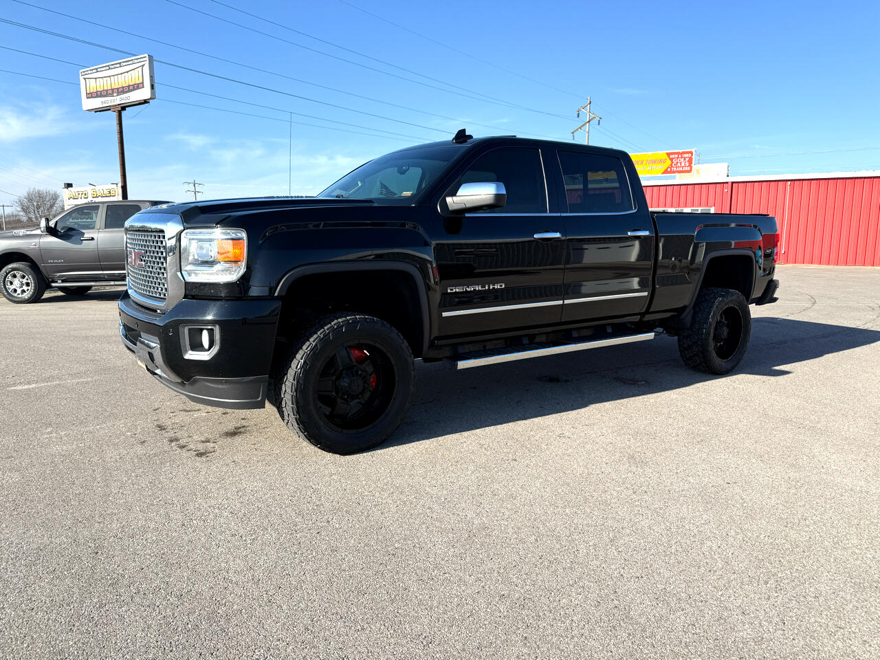 GMC Sierra 2500HD Denali Crew Cab 4WD 2015