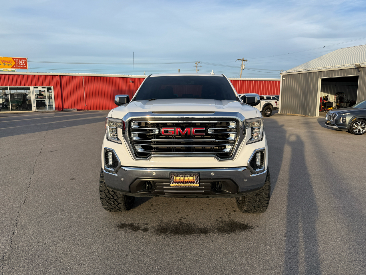 GMC Sierra 1500 4WD Crew Cab 147" SLT 2019