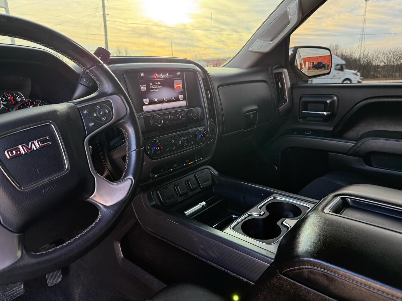 GMC Sierra 1500 4WD Crew Cab 147" SLT 2014