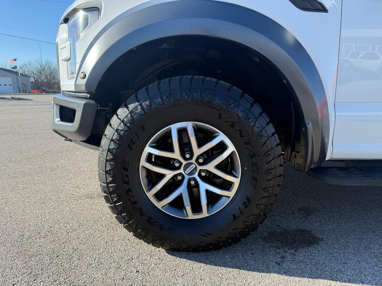 Ford F-150 Raptor SuperCrew 4WD 2018