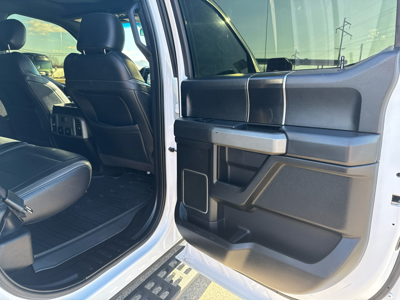 Ford F-150 Raptor SuperCrew 4WD 2018