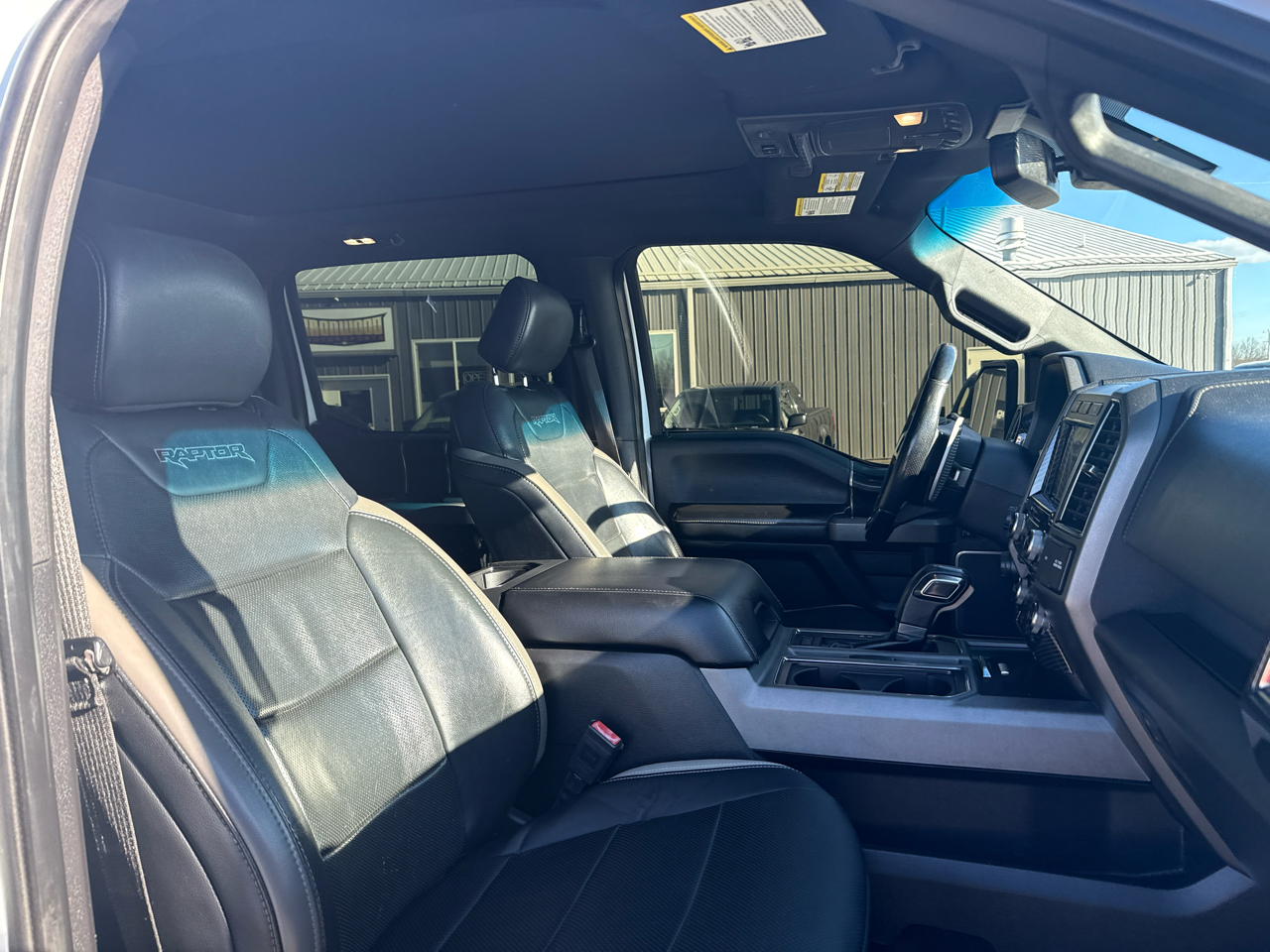 Ford F-150 Raptor SuperCrew 4WD 2018