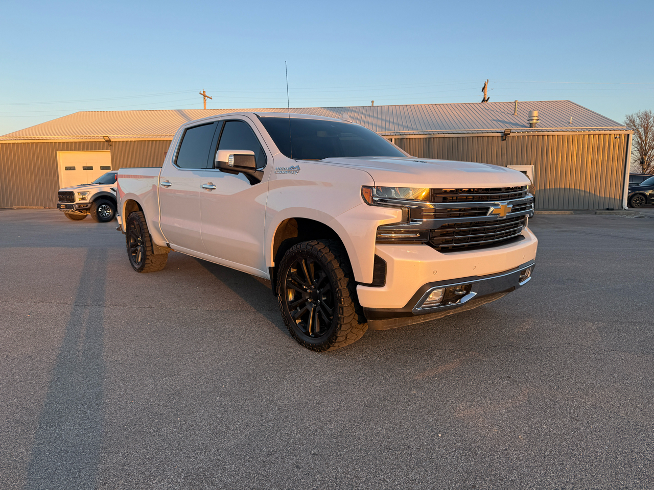 Chevrolet Silverado 1500 High Country Crew Cab 4WD 2019