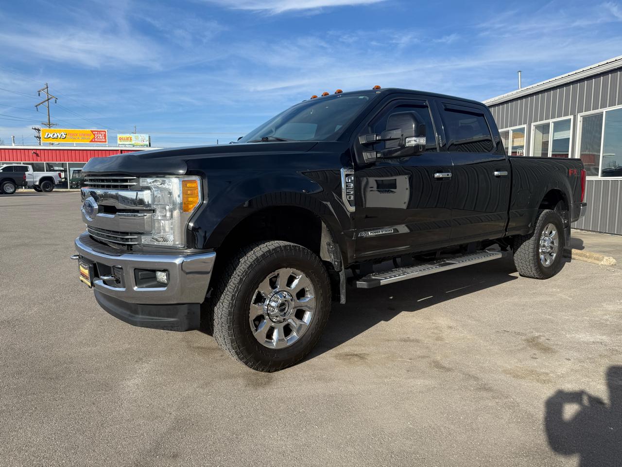 2017 Ford F-350 SD Lariat Crew Cab Short Bed 4WD
