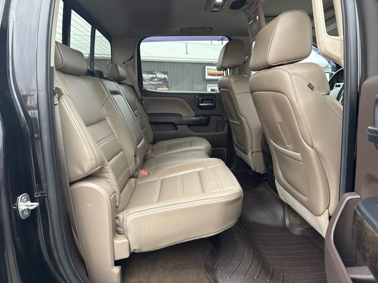 GMC Sierra 2500HD Denali Crew Cab 4WD 2015