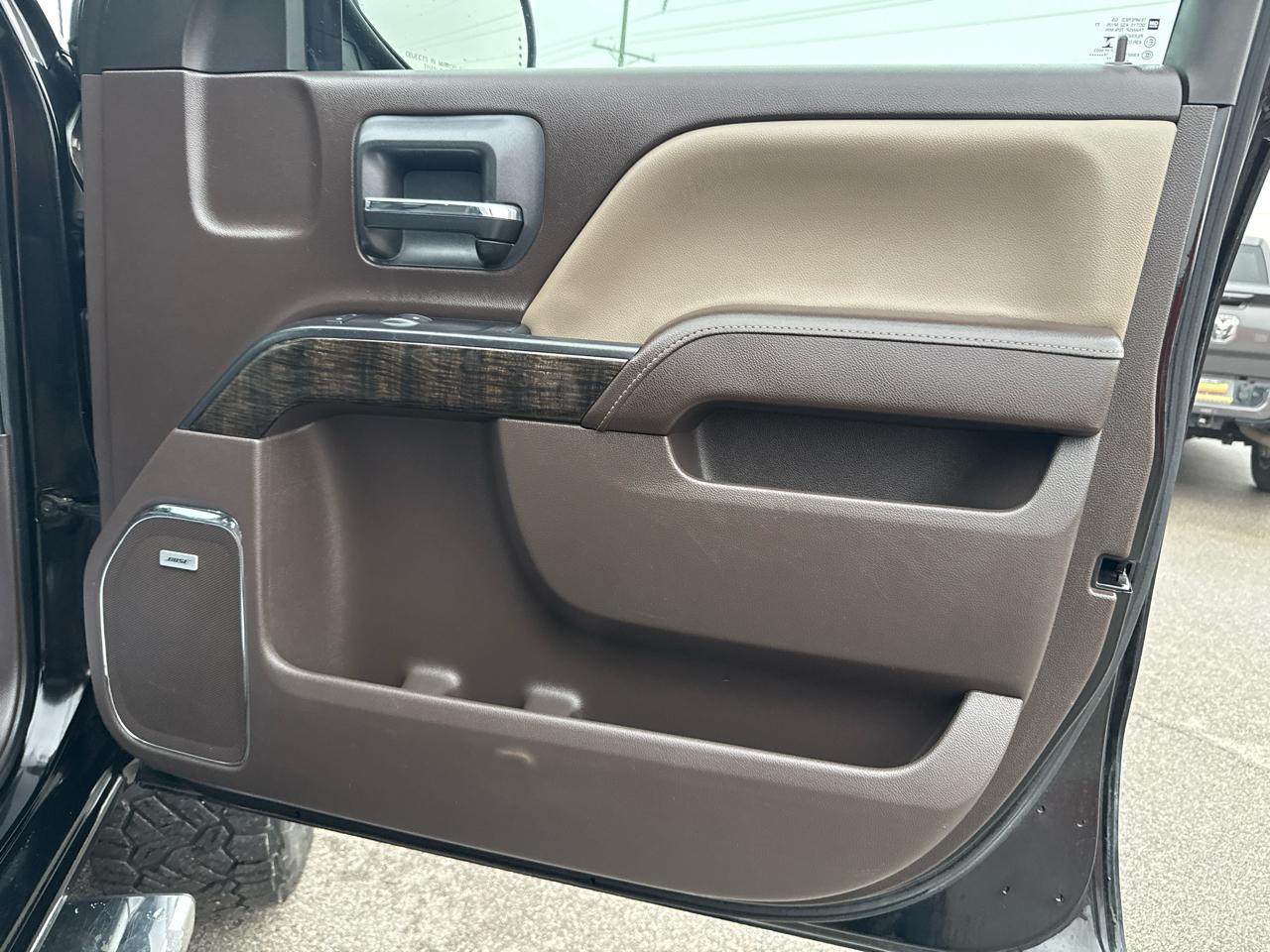 GMC Sierra 2500HD Denali Crew Cab 4WD 2015