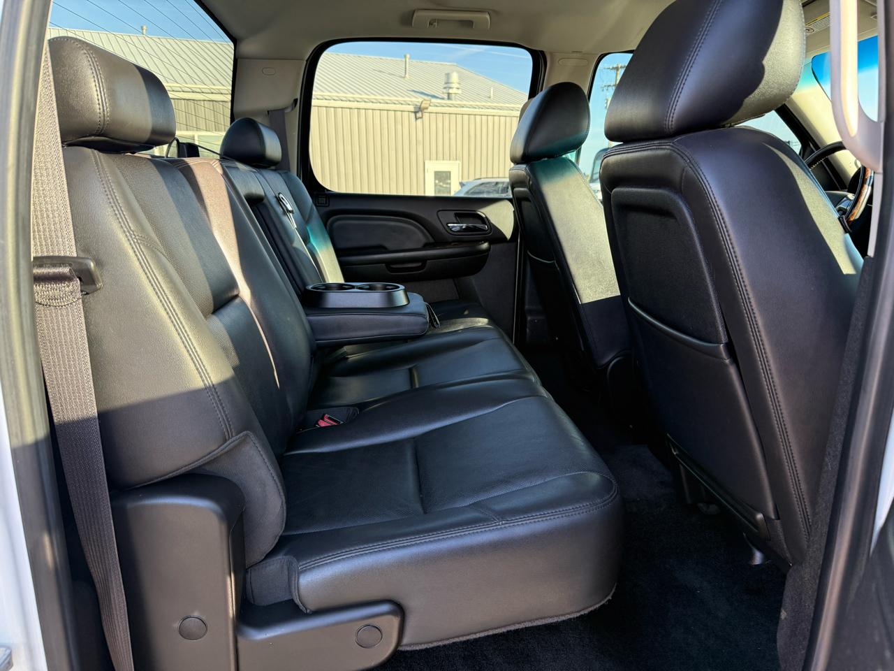 GMC Sierra 3500HD Denali Crew Cab SRW 4WD 2012