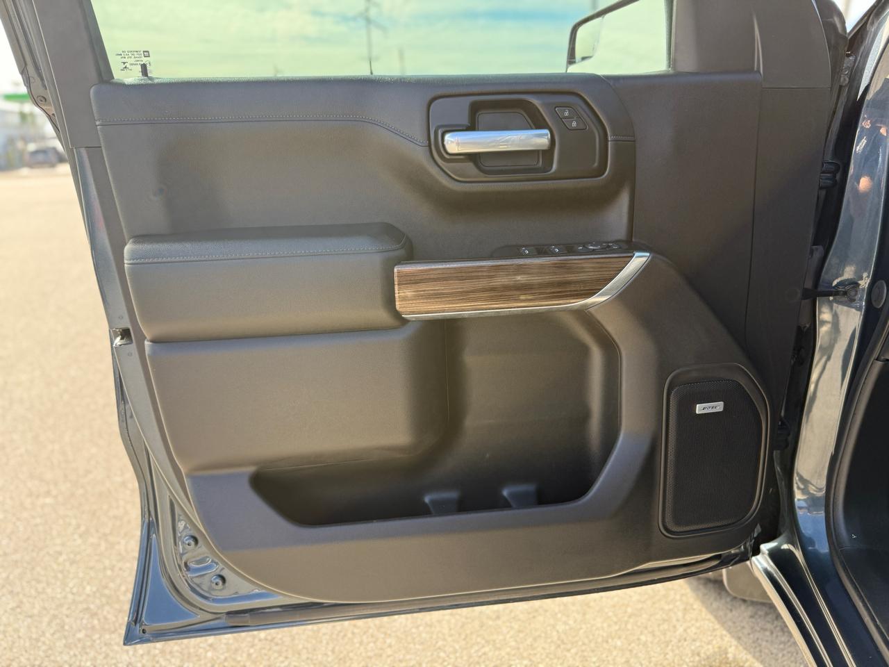 Chevrolet Silverado 1500 4WD Crew Cab 157" RST 2020