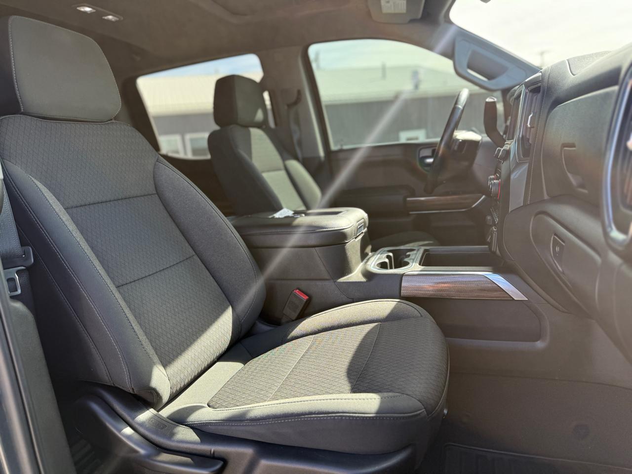 Chevrolet Silverado 1500 4WD Crew Cab 157" RST 2020