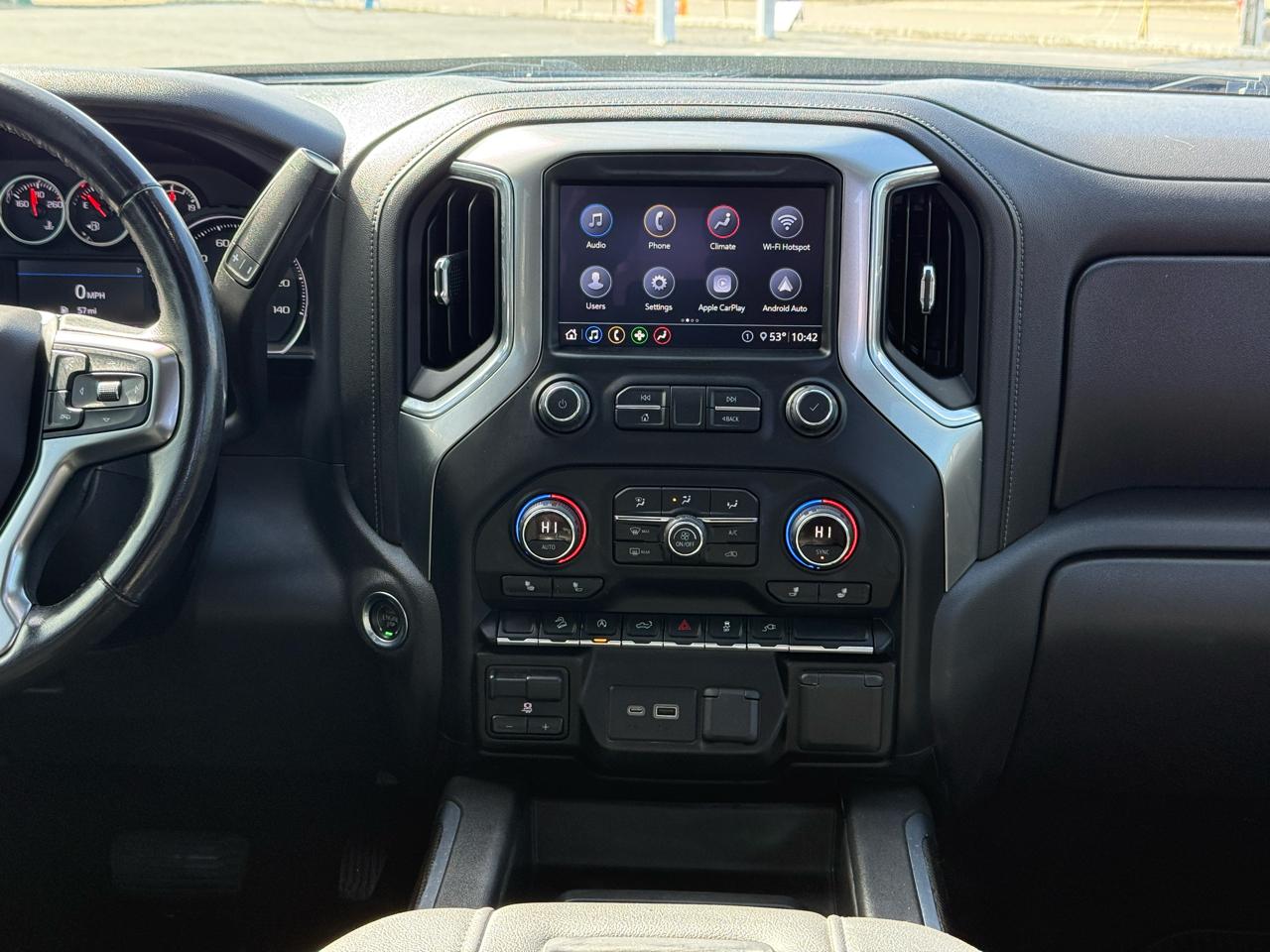 Chevrolet Silverado 1500 4WD Crew Cab 157" RST 2020