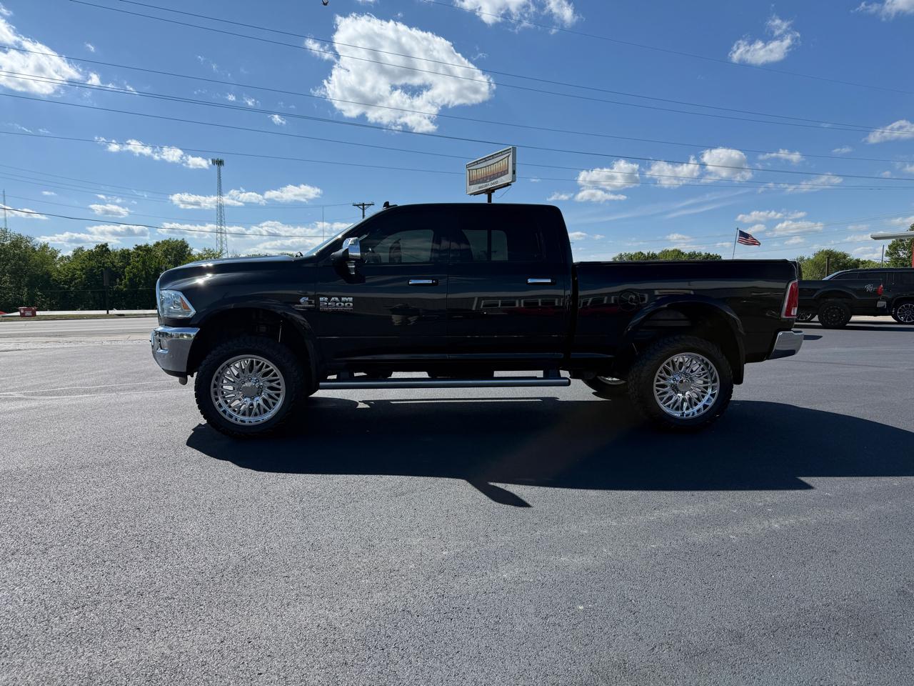 RAM 2500 Laramie Crew Cab SWB 4WD 2018