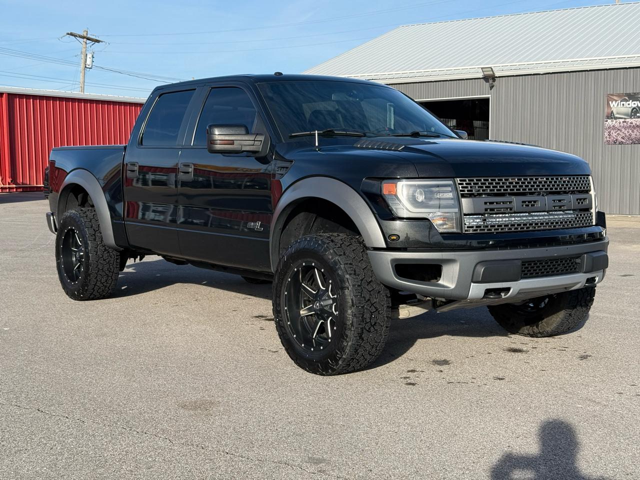 Ford F-150 4WD SuperCrew 145" SVT Raptor 2013