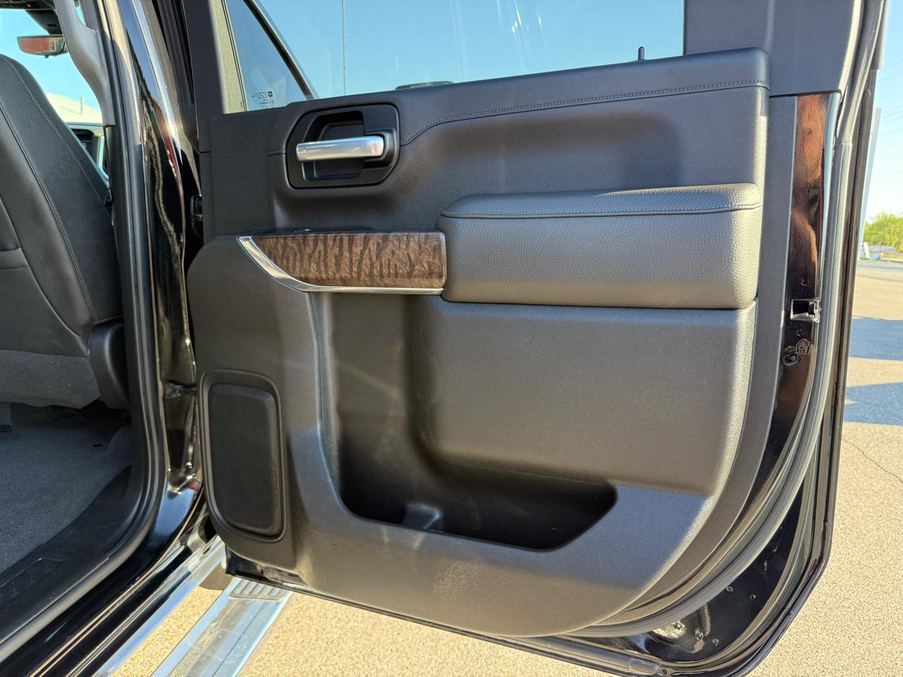 GMC Sierra 2500HD Denali Crew Cab 4WD 2020
